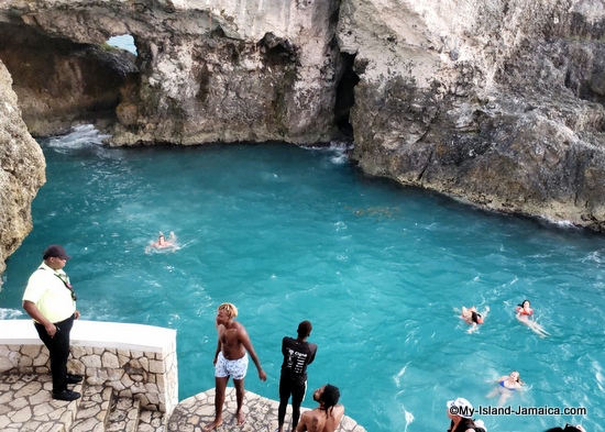 ricks_cafe_jamaica_beach