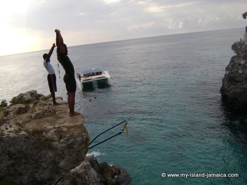 Rick's Cafe Local Divers