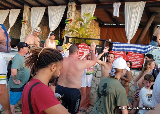 ricks_cafe_negril_eduardo