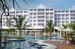 riu_resort_jamaica_ocho_rios_pool_view