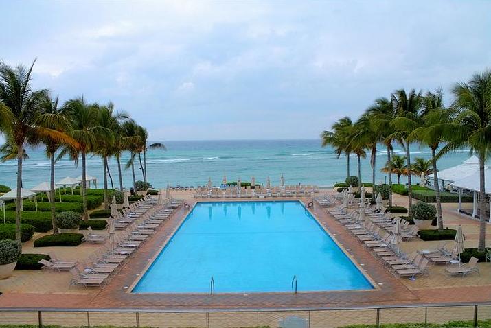 Hilton Rose Hall resort jamaica - The Pool