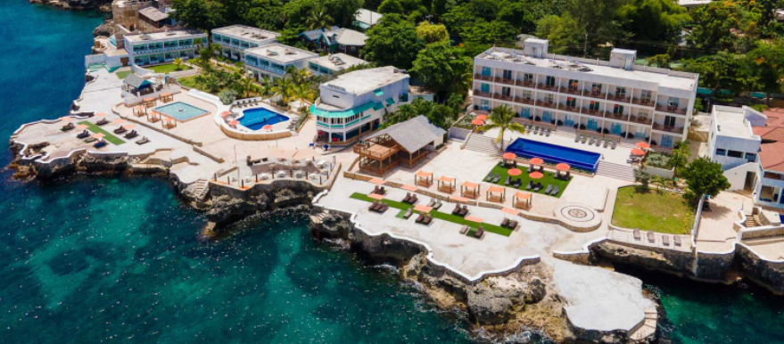 Samsara Negril | (Photo Credit: Samsara Cliff Resort)