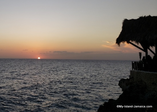sunset_at_ricks_cafe_jamaica