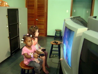 sunset_jamaica_grande_leah_in_kids_club