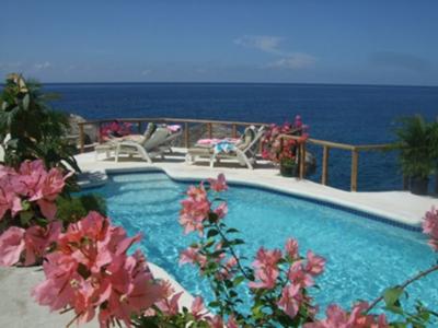 Swimming Pool Close to the Ocean