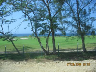 <b>Jamaican Photo Contest Entry #8:</b><center> <h2>The view from the bus</h2></center>
