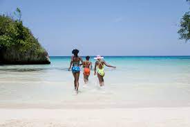 Travel Agencies in Jamaica | Source: Lonely Planet