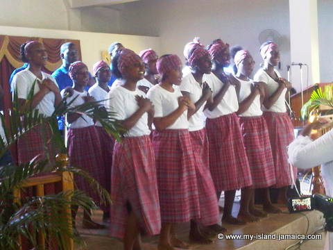 jamaican cultural group in bandana