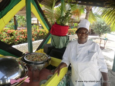 Jamaica Chef - Mama, at Club Ambiance