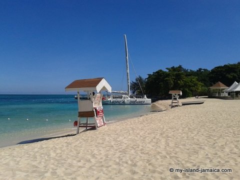 Cornwall Beach In Montego Bay Pictures Video Cornwall Beach In Montego Bay Jamaicas