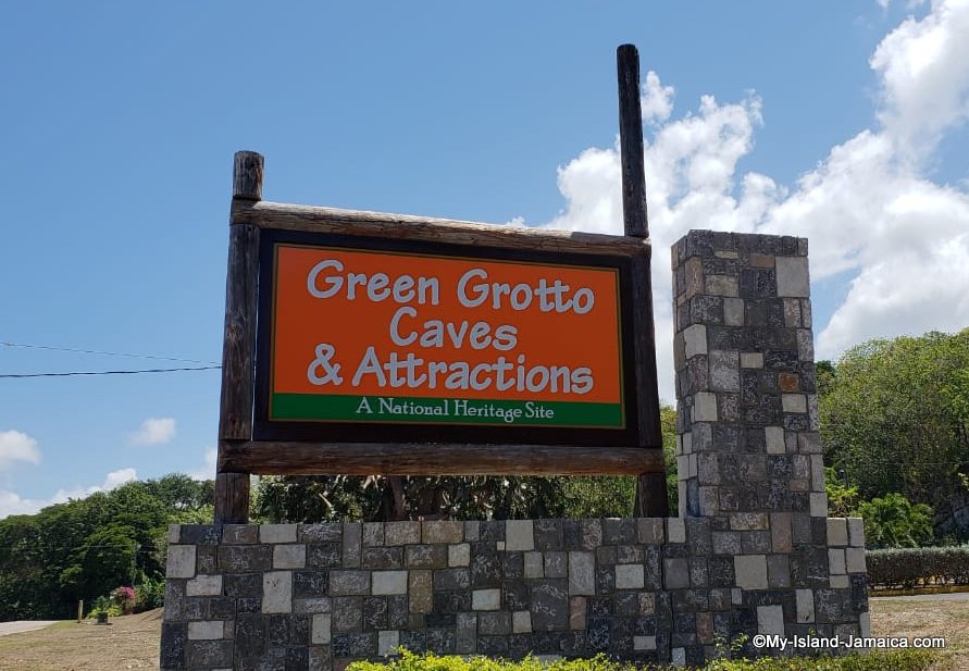 green gratto caves