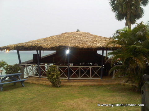 zbar_grill_whitehouse_restaurant_whitehouse