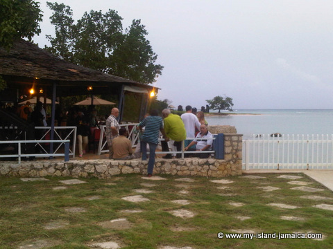 zbar_grill_whitehouse_restaurant_jamaica